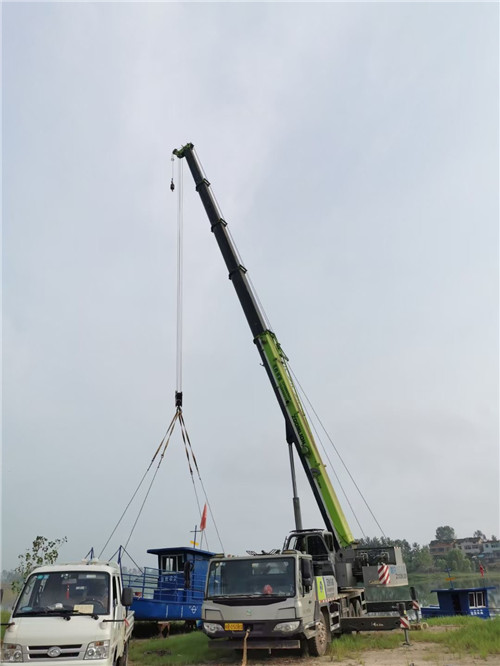桦甸市桥梁建设吊装案例